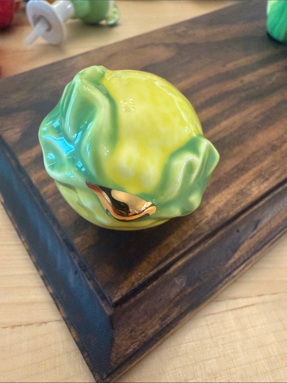 Nora Fleming Ceramic Lemon mini Lon Squeeze with Leaf